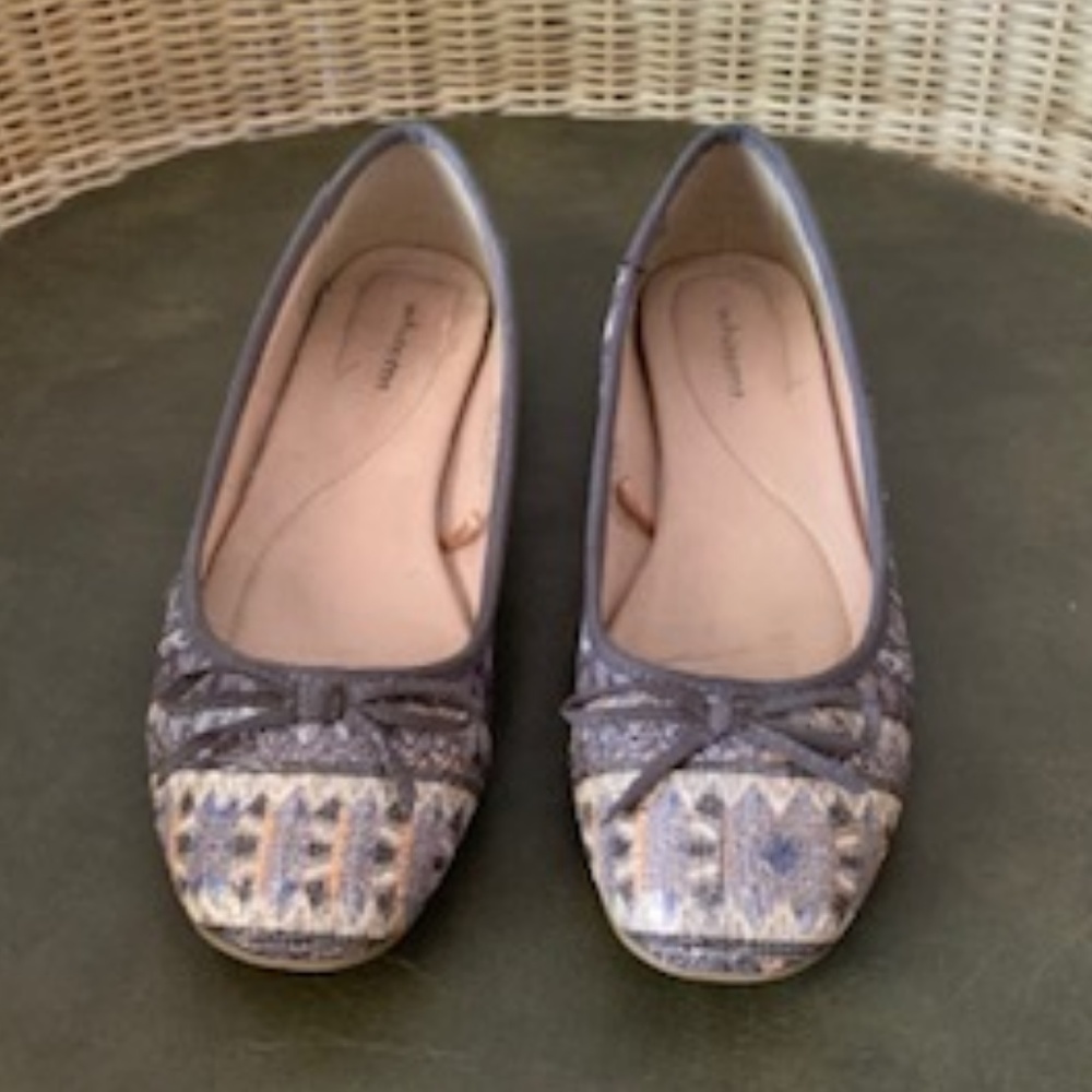 White mt. Ballet flat - Blues and Silver